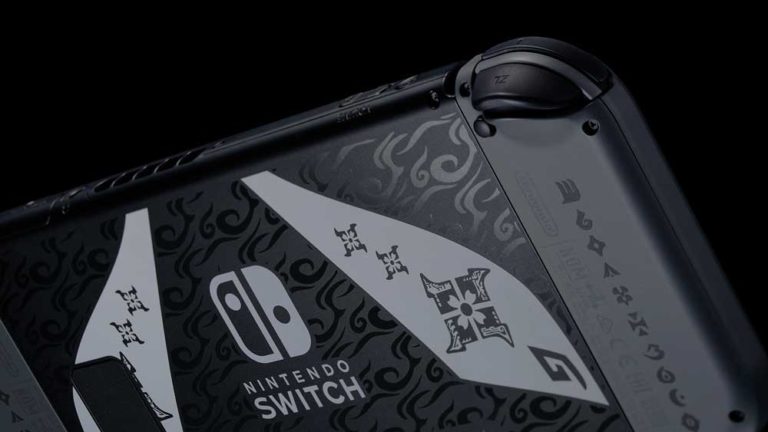 Nintendo-Switch-Monster-Hunter-Edition-beauty-shot-02